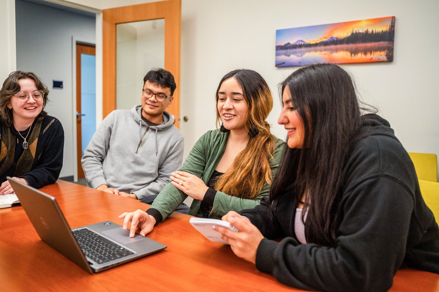 students registering for class