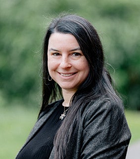 Professional image of Lauren